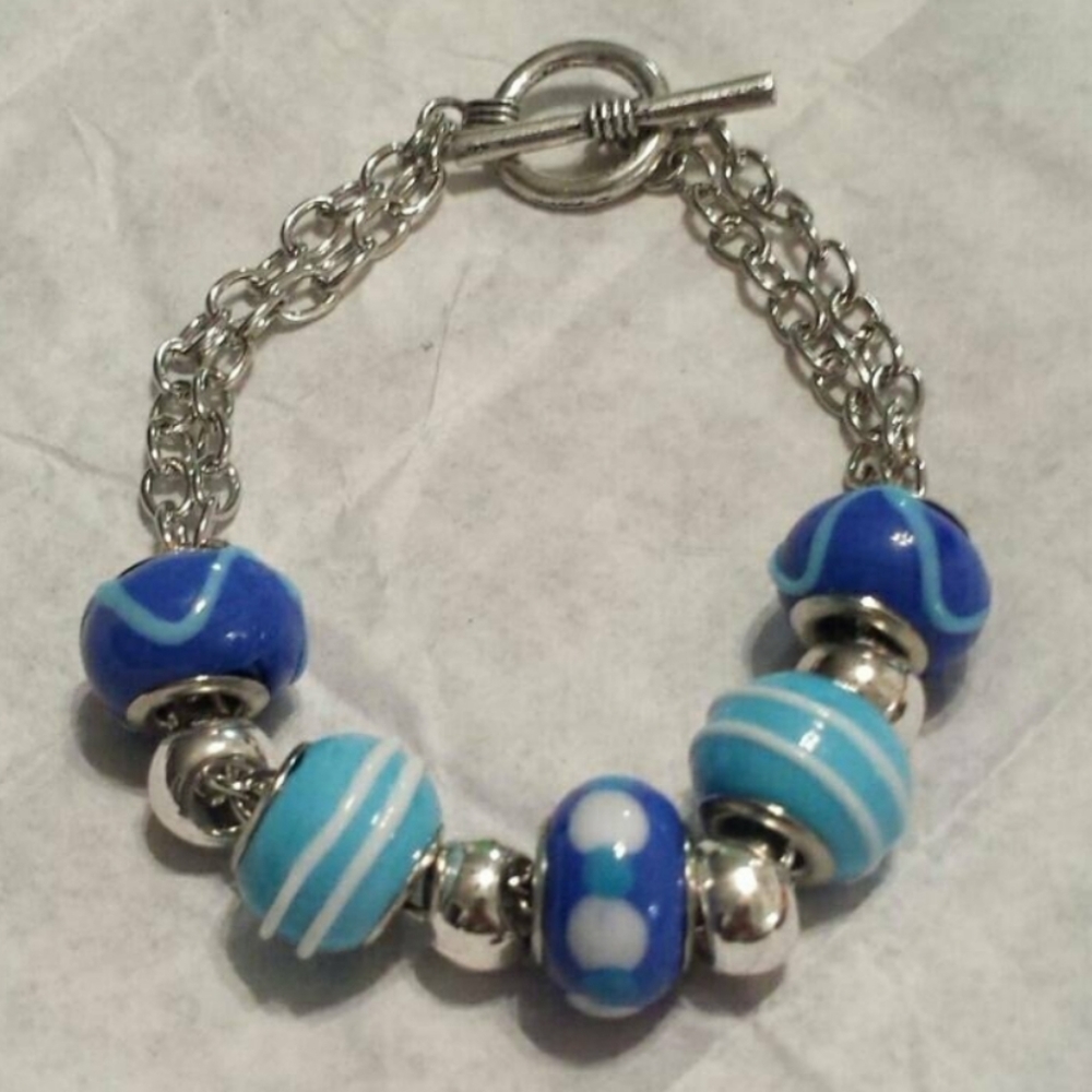Double chain beaded bracelet